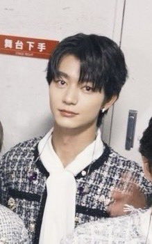 std_mochan's tweet image. ピース間に合うてないのに顔が良すぎる