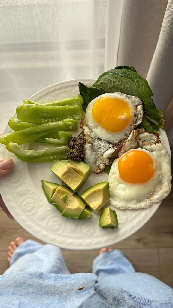 Diorgirlx's tweet photo. eating clean https://t.co/lvL8MHl50e