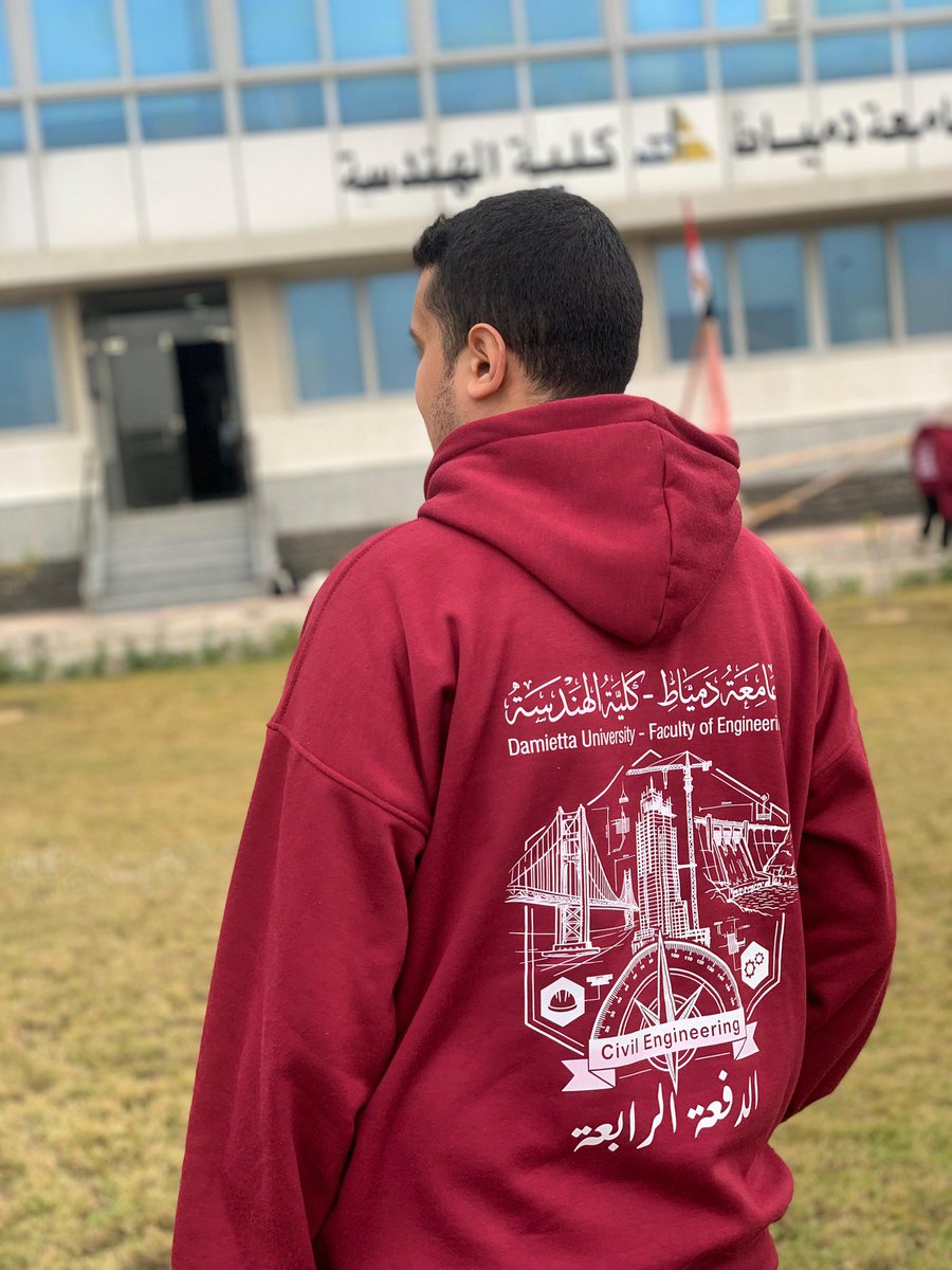 EmadKhaled2003's tweet photo. و خلاص فاضل تكه علي آخر السكة 
إن شاء الله Senior 2026 🎓 https://t.co/IDPnSfV20H