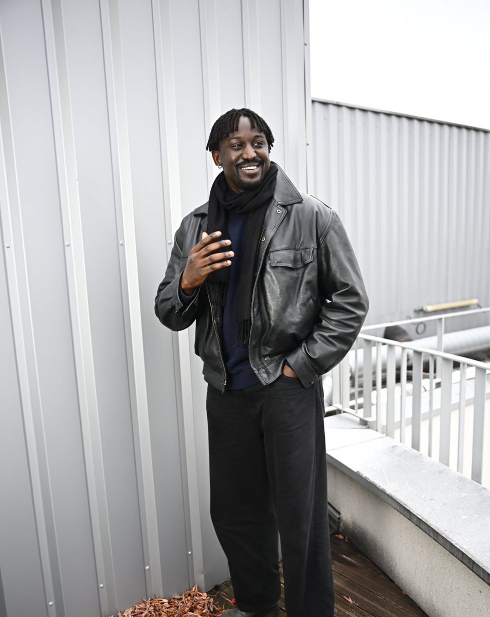 🇫🇷 "Il y en a qui disent qu’ils n’ont pas pu faire carrière parce qu’ils se sont fait les croisés, moi, j’ai eu les croisés du calbar" : Sikou Niakaté, 34 ans, raconte comment il a renoncé à toute carrière professionnelle dans le football en raison d’un complexe physique profond