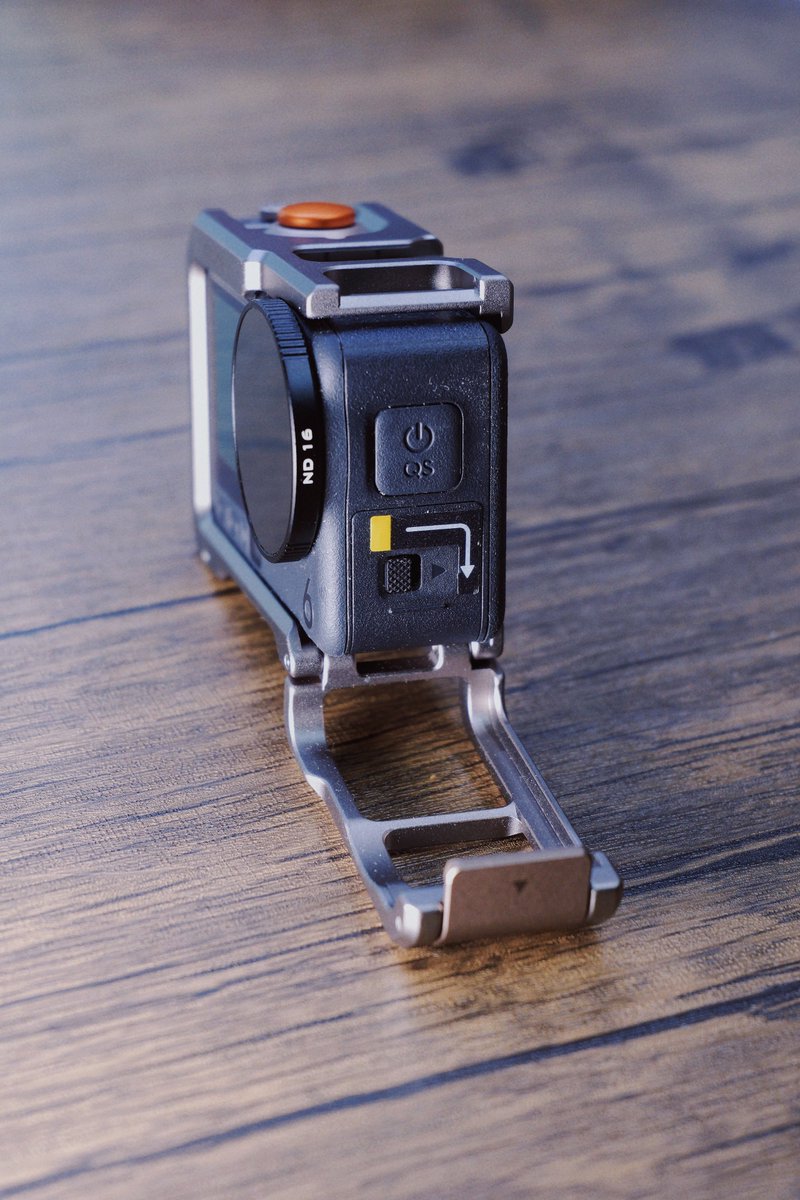 tiltajapan's tweet photo. TILTA DJI Osmo Action 6用フルカメラケージ📸
カチッと装着、しっかりガード。
カードスロット・バッテリードアへのアクセスを妨げない設計が便利！

https://t.co/3z66w3LnQk

#tiltajapan #action6 #アクションカメラ https://t.co/bBAoN7lv0d