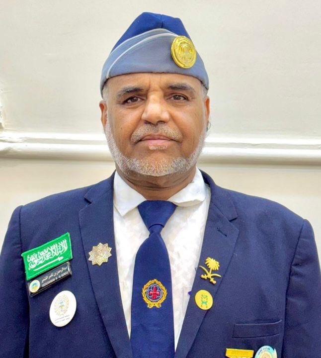 الرائد الكشفي / أ.عبدالرحمن القنعير
في #يوم_الرائد_الكشفي_السعودي 23 يناير نستحضر بكل فخر واعتزاز مسيرة الرائد الكشفي السعودي الذي أفنى عمره في خدمة الحركة الكشفية، وبذل جهودًا مخلصة جسّد فيها قيم العطاء والانتماء، خدمةً للدين ثم الوطن. فله منا كل الشكر والتقدير والاحترام. 🇸🇦⚜️