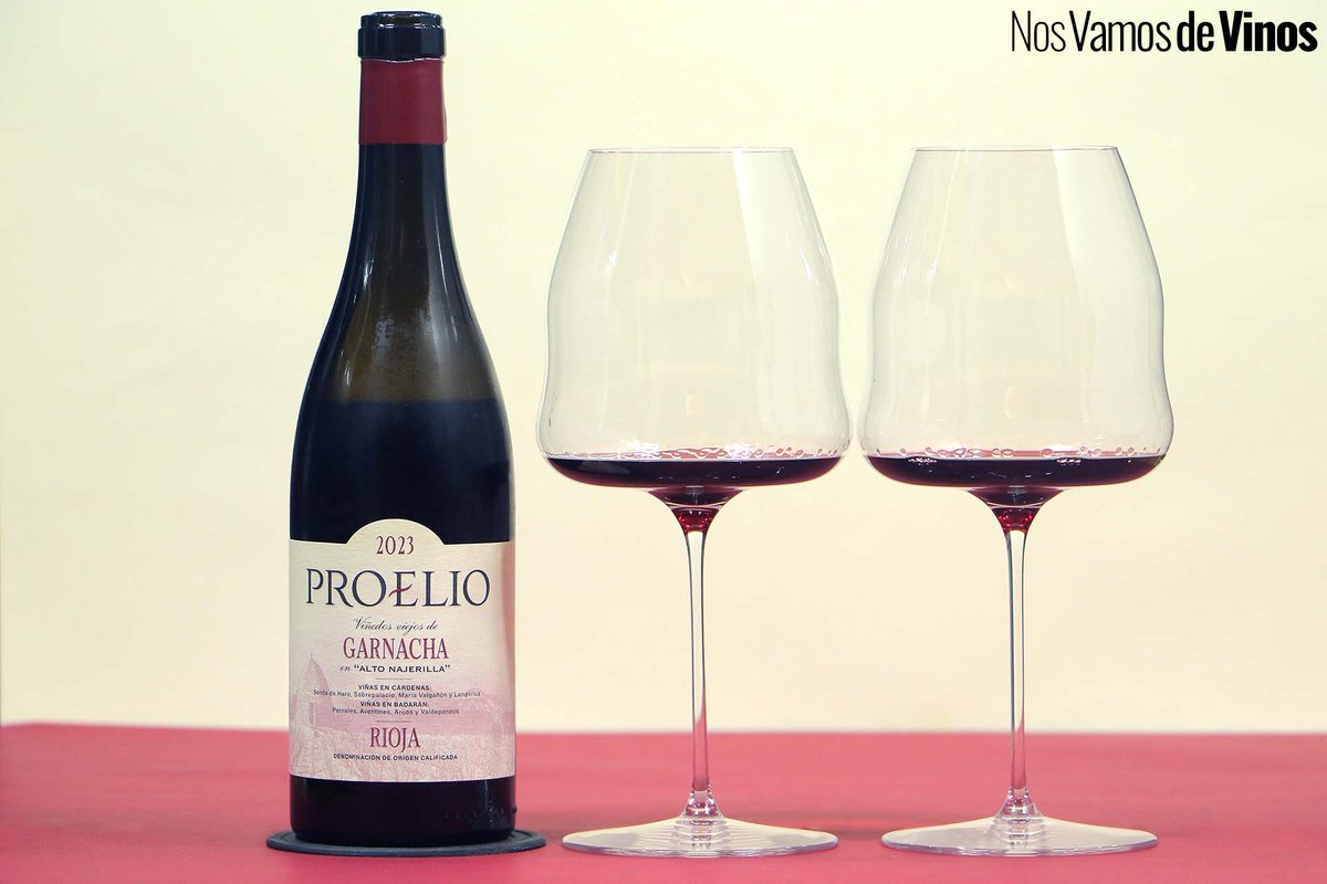 Proelio Viñedos Viejos de Garnacha 2023: Una historia líquida escrita entre los bosques y valles del Alto Najerilla nosvamosdevinos.com/proelio-vinedo… <a href="/ProelioBodegas/">@BodegasProelio</a>