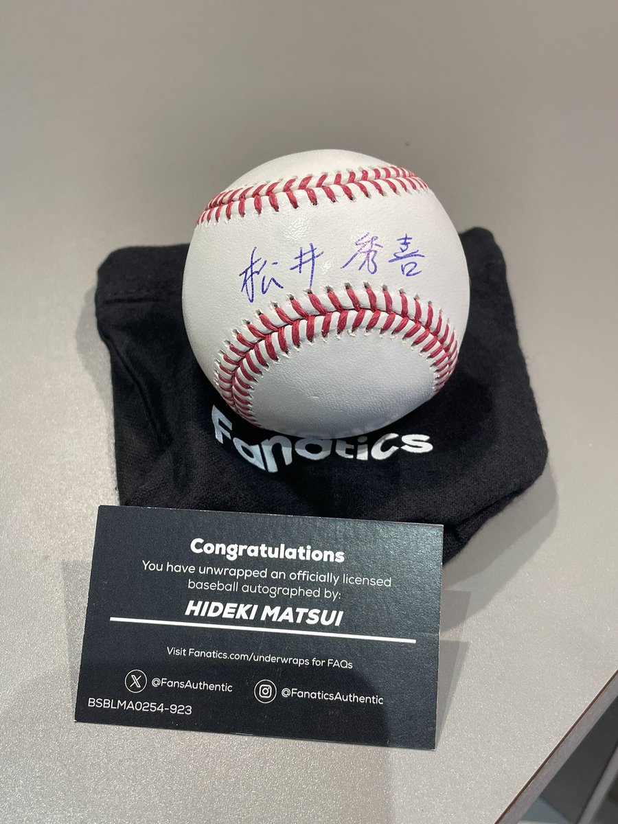 お客様の店内開封にて ⚾ 2025 FANATICS UNDER WRAPS MLB BASEBALL