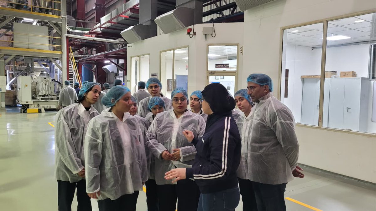 TSF_CorpComm's tweet image. We hosted MBA students &amp;amp; faculty from CASSM IDC, Chandigarh University for an industry exposure visit. The interaction shared insights into BOPP manufacturing, process excellence &amp;amp; sustainability, highlighting the importance of industry–academia collaboration.