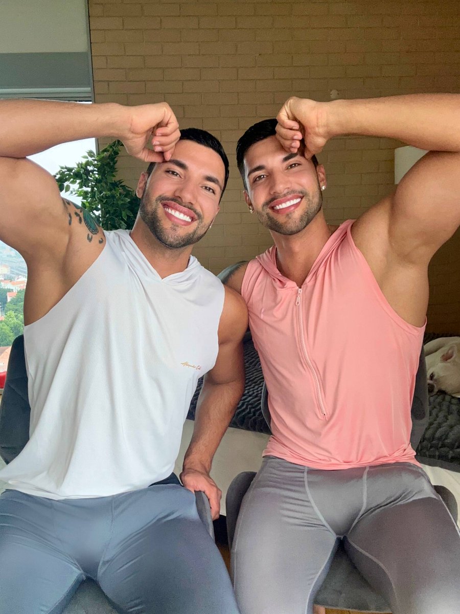 YourFavTwins tweet media