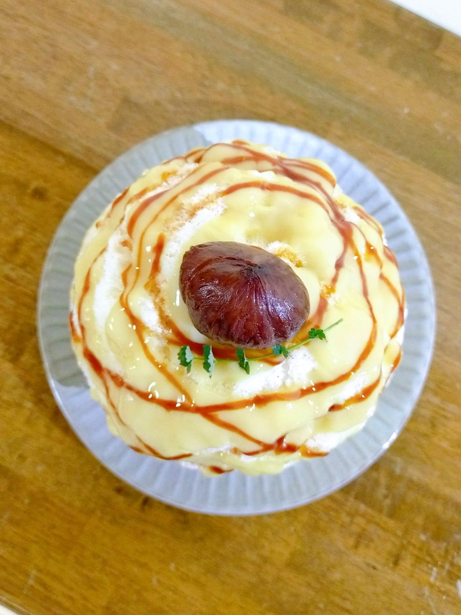 LEE8253's tweet photo. おうちかき氷🍧
◇壺焼き芋カラメル 栗渋皮煮のせ
道の駅河北 冬の名物　壺焼き芋🍠
この焼きいもだからできるこの味 https://t.co/6aSPVzWzD1