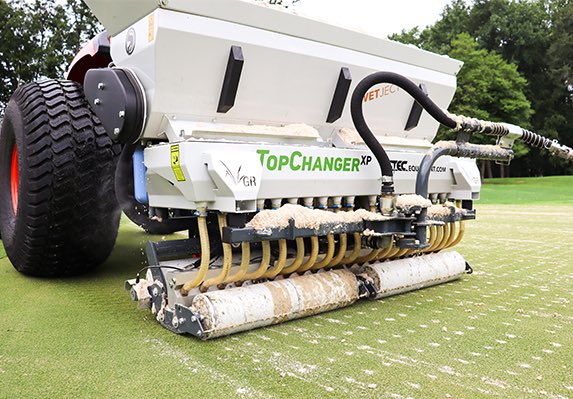 greenergrounds's tweet photo. Introducing the VGR TopChanger XP..

The VGR TopChanger does it all in one pass — aerating, relieving compaction, and injecting sand at the same time. 

Contact us today for a free operated and/or self hire quotation 📞 Meg@greenergrounds.co.uk https://t.co/zdkEWFhrNr