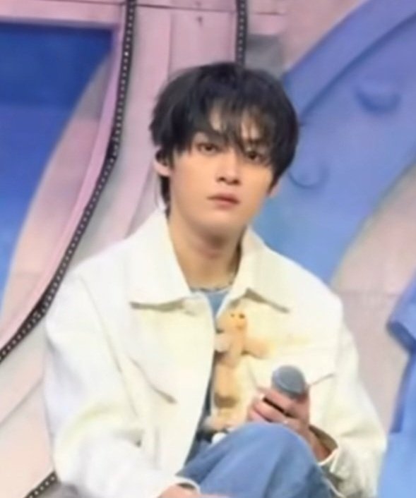 _puddingcat's tweet image. 저화질 속 순간포착된 뽀용한 미노 사랑스러워ㅜㅜ