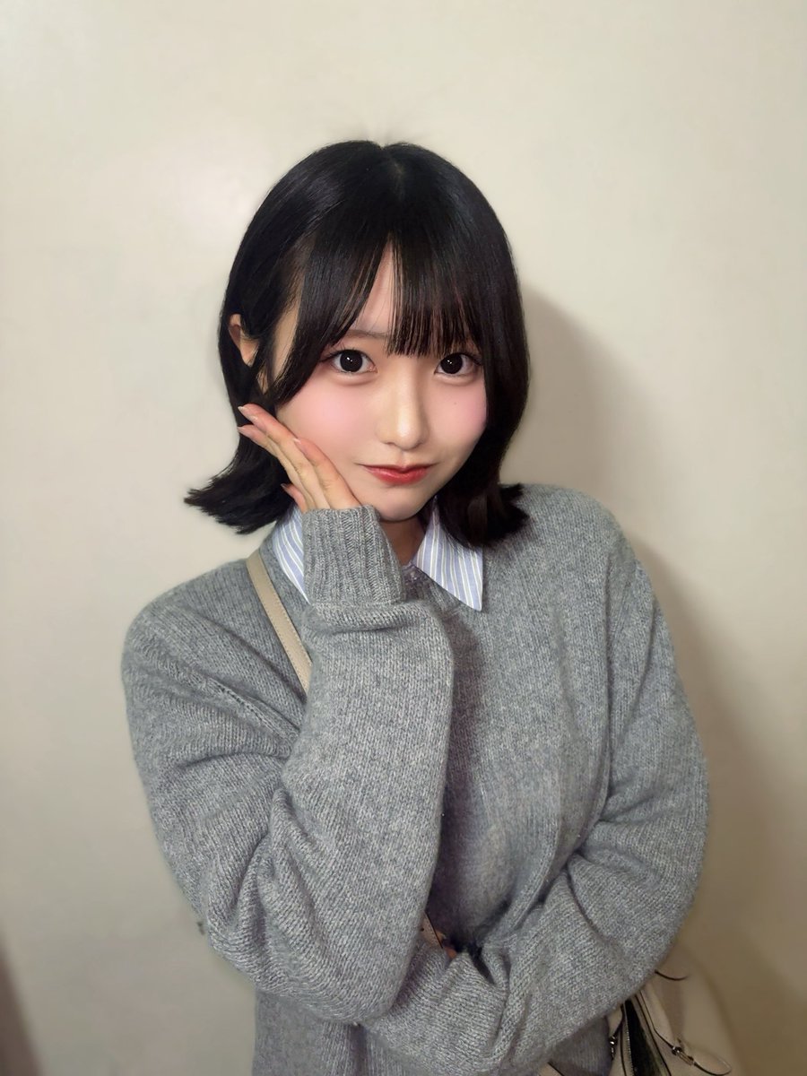 やお tweet media