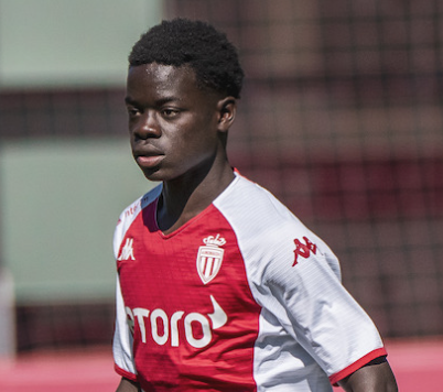 MathieuDuhamel3's tweet photo. THREAD - GÉNÉRATION 2007 : 🇫🇷

Ils ont 18-19 ans, certains frappent déjà à la porte de la Ligue 1, d'autres dominent en réserve ou dans les championnat jeunes.

(J'ai fait exprès de ne pas présenter des joueurs avec beaucoup de temps de jeu en pro)
