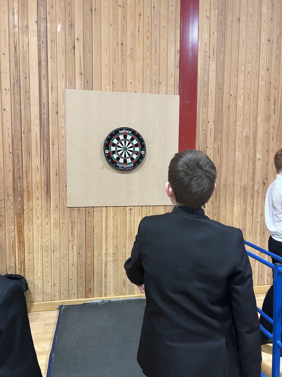 CroftonAcademy's tweet image. 🎯 Huge shoutout to Ms Senior for launching our Darts Club back in Term 1! We've had a fantastic turnout each week. This week was round 1 of our tournament. Who knows, we might be looking at a future @Fsherrock or @LukeTheNuke180 ! #FutureChampions #WeAreCrofton