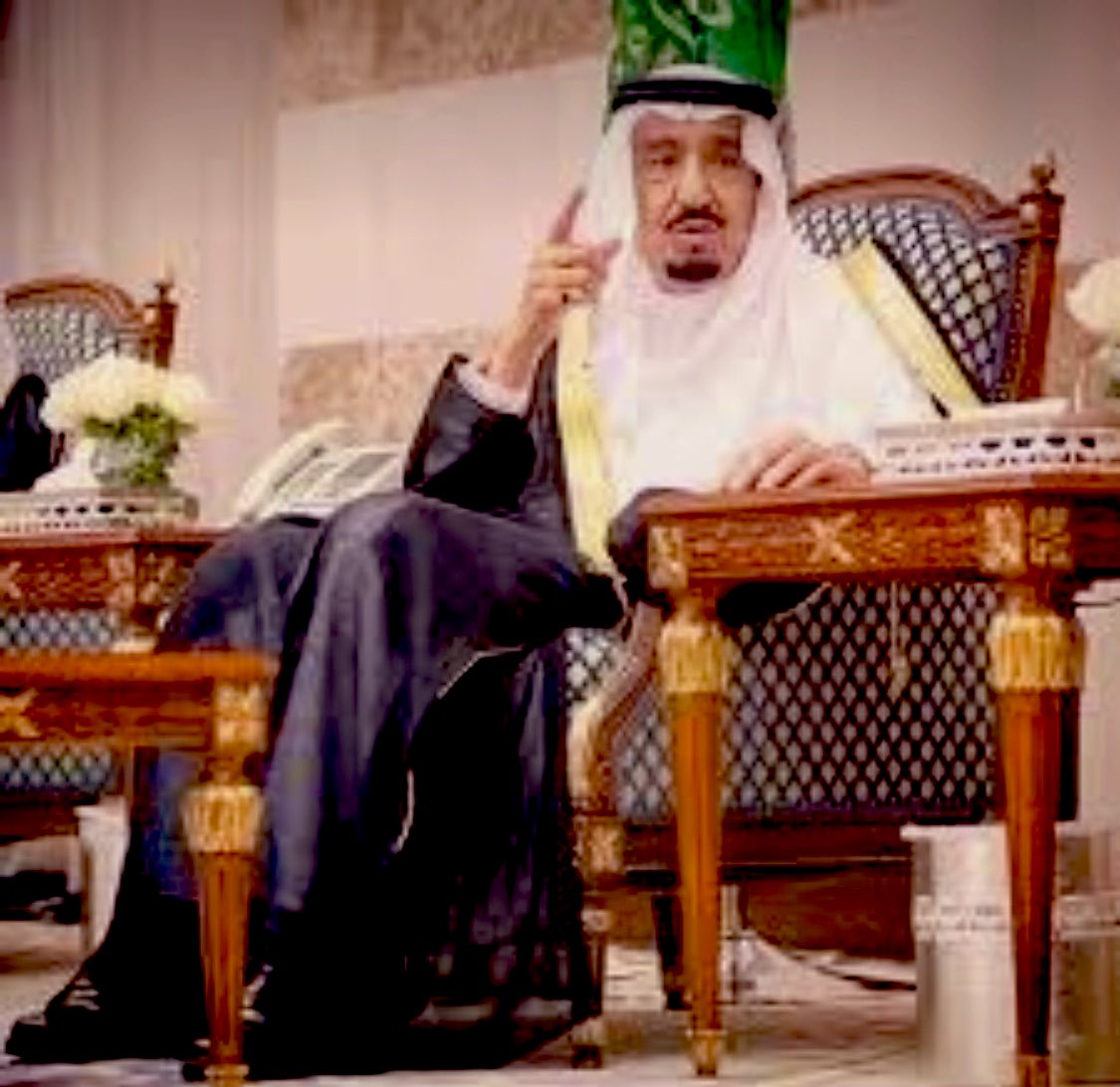 aljwn's tweet photo. قِلت بدارهم بلِسانهم:

الله أكبر يا ودود
حيّ الإمام ابن الإمام
سلمان للعليا سنام
لا قام في يوم الزحام
كلٍ لفعله يرتقب
وأهل الحزم وأهل العزوم
لهم ذكر بالعز دوم
وقفاتهم عند اللزوم
أقطع من السيف الحدب.

فما الخطب الذي غيَر الثوابت في الأذهان!

هل أُصيبت بالذِهان؟

#السعودية_العظمى🇸🇦 https://t.co/dJJolwIY7U