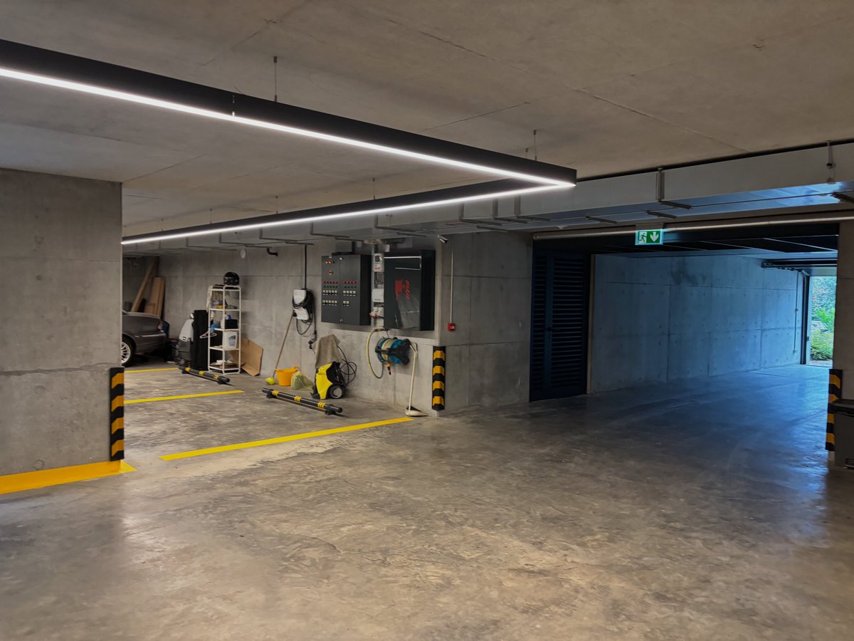 semayserbest's tweet image. Garage #commutework