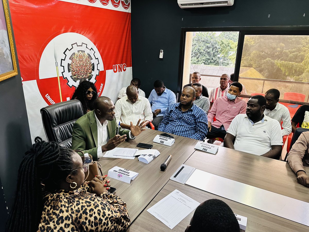 ofelo14's tweet photo. Dans le cadre de la reprise des activités de la Jeunesse Nationale de l’@uncrdc en 2026, il s’est tenu ce 21 janvier une nouvelle réunion sous la conduite du VP @RemyBongungu 
Unité, discipline et cohésion derrière le Président National @VitalKamerhe1 
@BillyKambale1 @Bibishe6 https://t.co/6jmIHtXVqQ