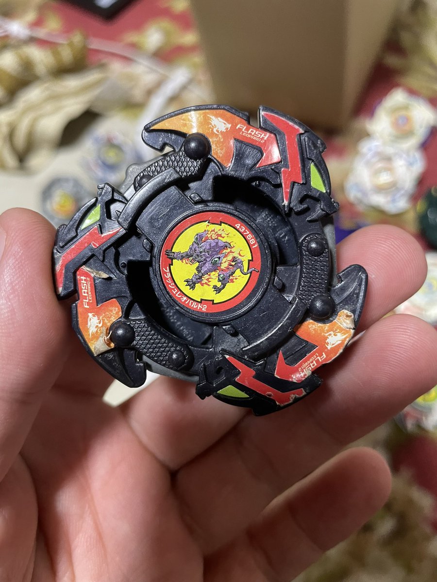 ハードオフのジャンクからお宝発見。 フラッシュレオパルド懐かしいw