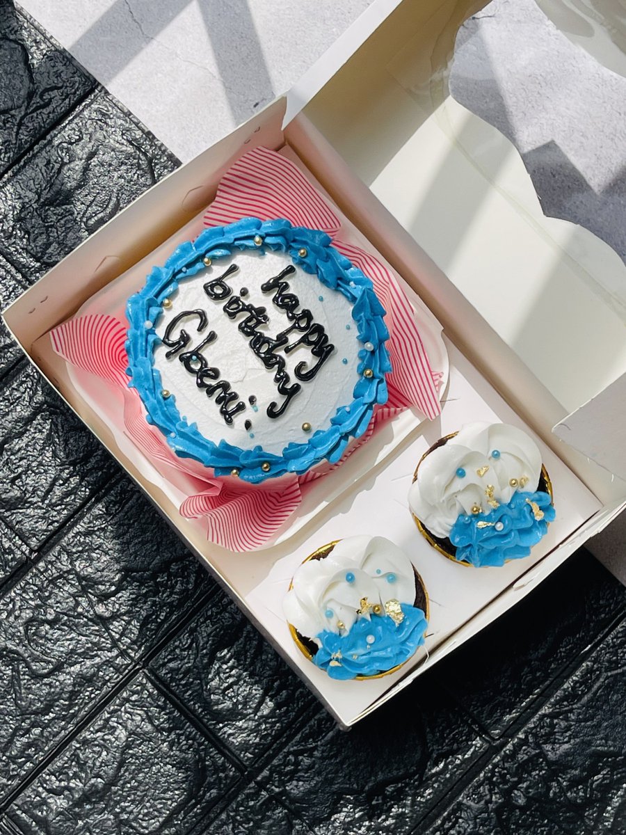 cakesbyjade__'s tweet photo. Please quote with anything blue from your gallery.🥹🩵 https://t.co/JC2GuU2cuM
