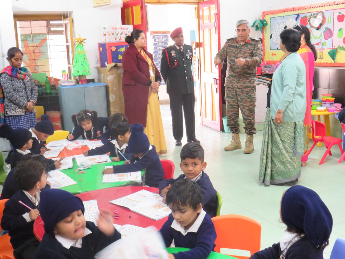 apsprayagraj's tweet photo. Honoured to have our Chairman Brig Navneet Dagar, SM visit the Pre-Primary &amp; Primary Wing of Army Public School, New Cantt, Prayagraj yesterday. He reviewed academic arrangements and interacted warmly with students and staff, leaving everyone inspired. 🌟📚 #aps #ChairmanVisit https://t.co/830itrndxK