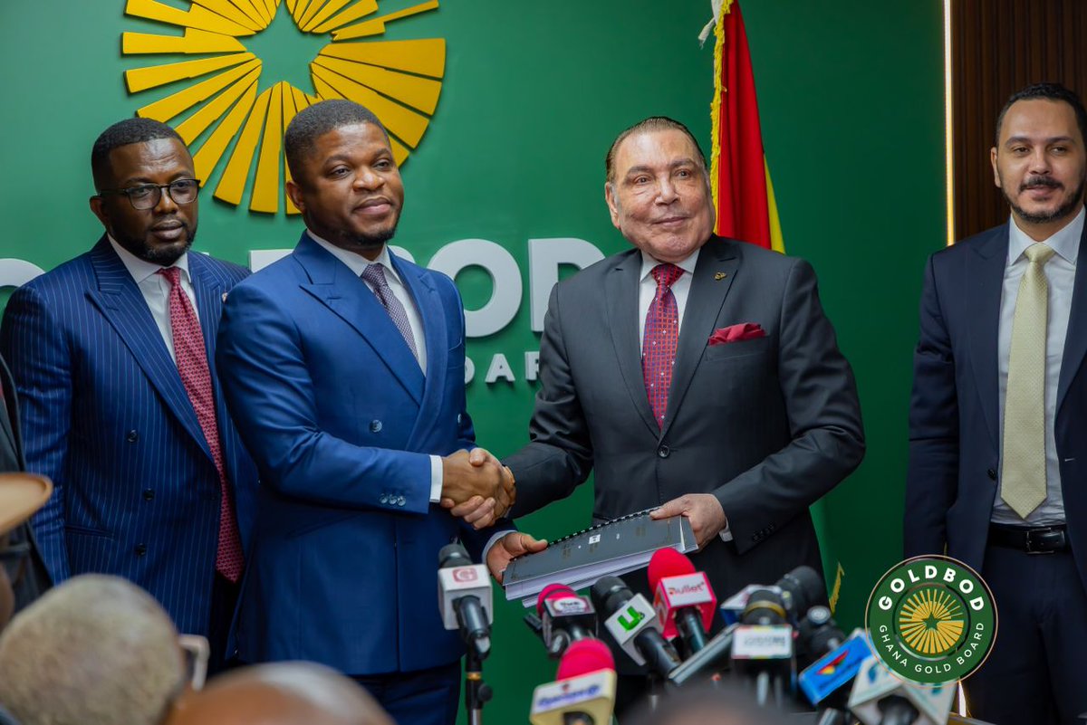 Ghana's gold to be refined in the country henceforth and kudos to <a href="/SammyGyamfi_/">Sammy Gyamfi</a> and <a href="/GhanaGOLDBOD/">Ghana GOLDBOD</a> 
READ MORE: tinyurl.com/2m657abs