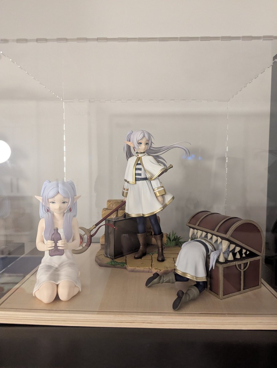 Found this new #frieren prize figure at GameStop / EB Games. This, of course, made me rearrange my Frieren figures around. What a great day. <3