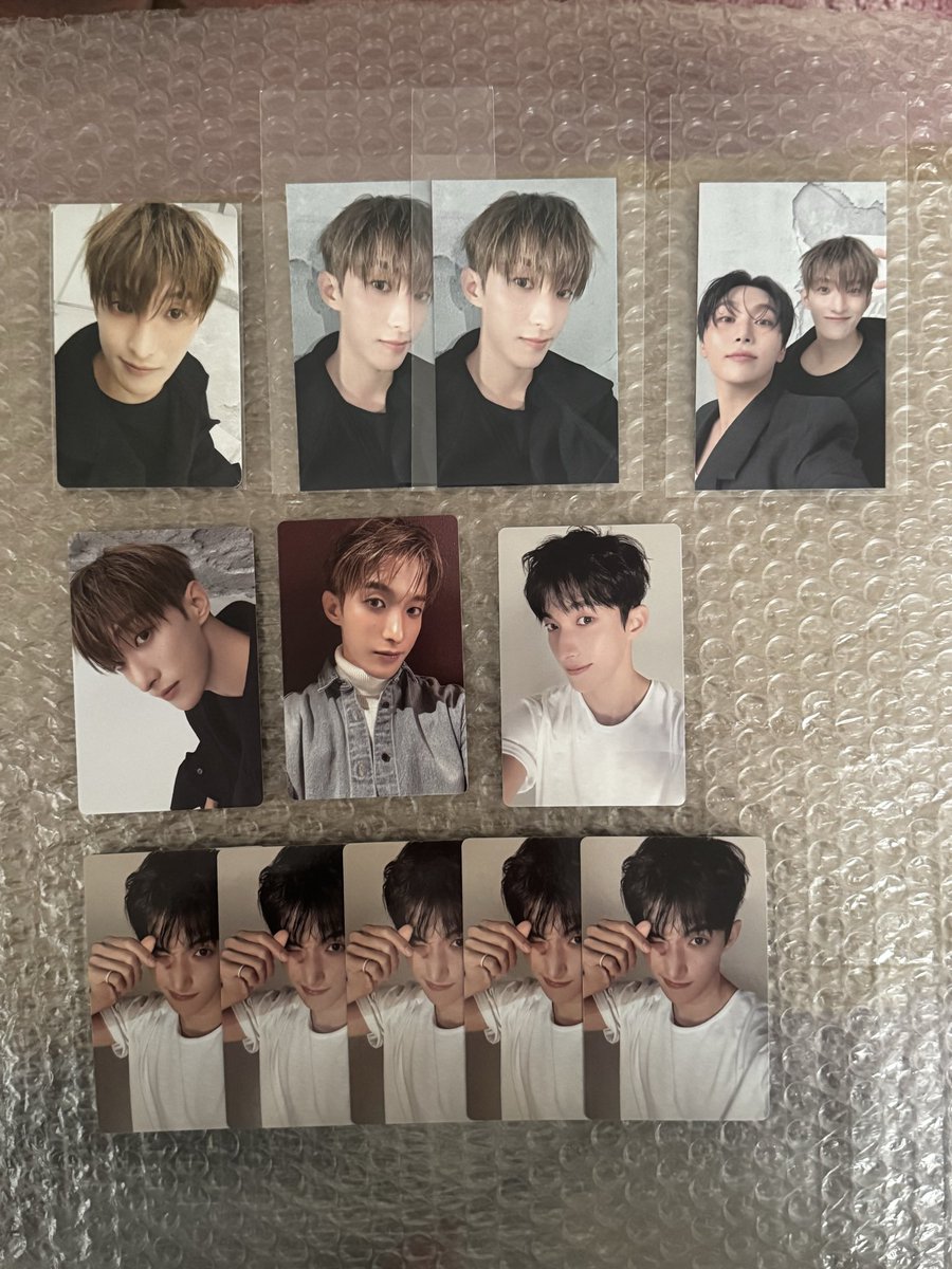carataaaa's tweet photo. SEVENTEEN D×S Serenade compact BLUE ECHO アルバム 特典 ウィバス weverse トレカ 封入 セブチ 交換 

譲　ドギョム

求　スングァン(特典は同異種◎)
       💖は無限回収 https://t.co/w77tv3d5Q5