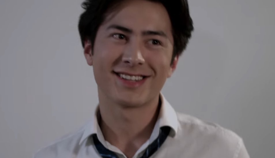 hudscentric's tweet image. hudson williams as a 90s filo romcom heartthrob