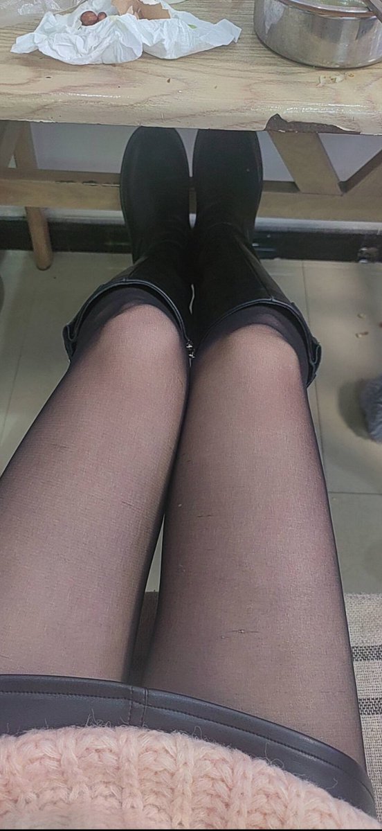 DeleteAcount01's tweet photo. 海拉尔及周边旗县 年前活动找两对夫妻 需要体检报告和现场四联 能接受再来  私信我或直接加我v  #呼伦贝尔 #海拉尔 https://t.co/FRBqho7Vhn