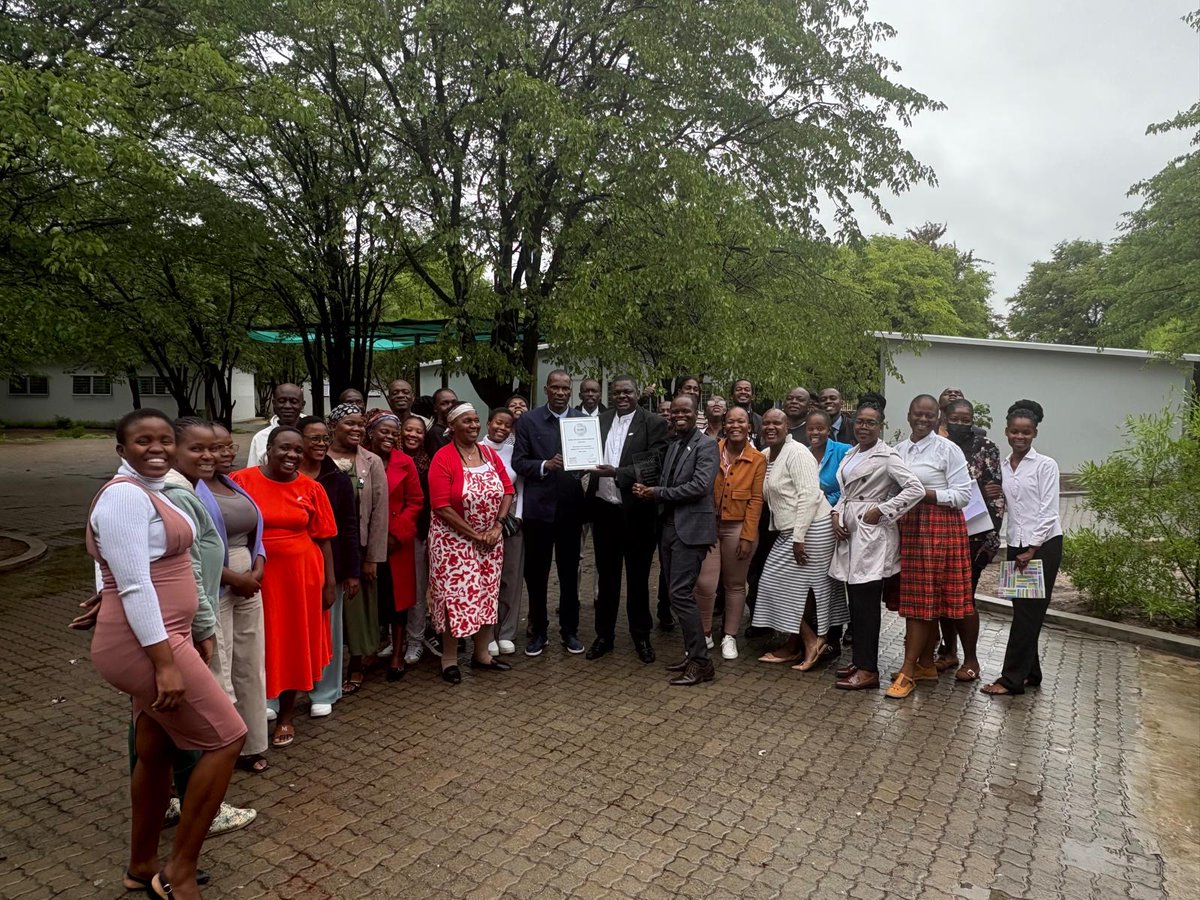 SMART Technologies tweet media