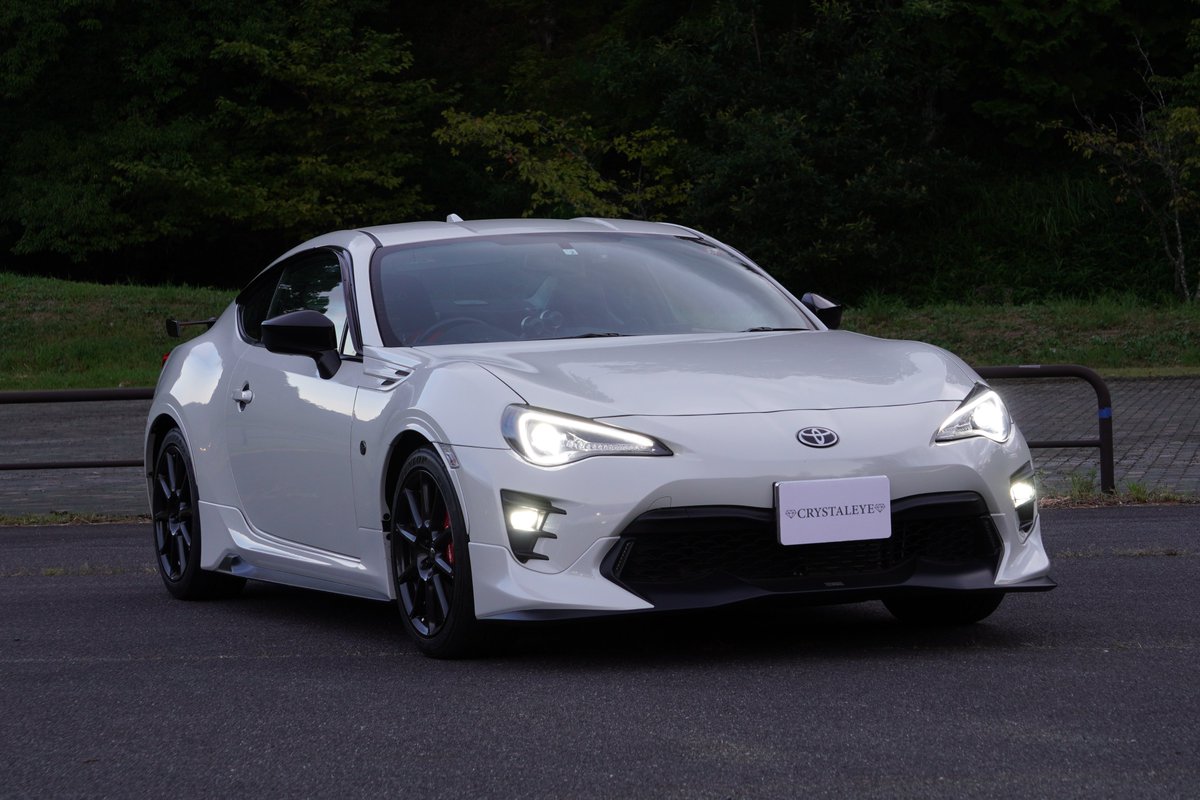 クリスタルアイ86/BRZ用ヘッドライトの中で 最高性能を誇るLED 