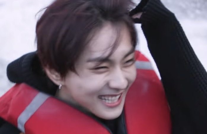 Hunmu02's tweet image. 나도 이만큼 행복해지고 싶음 지금