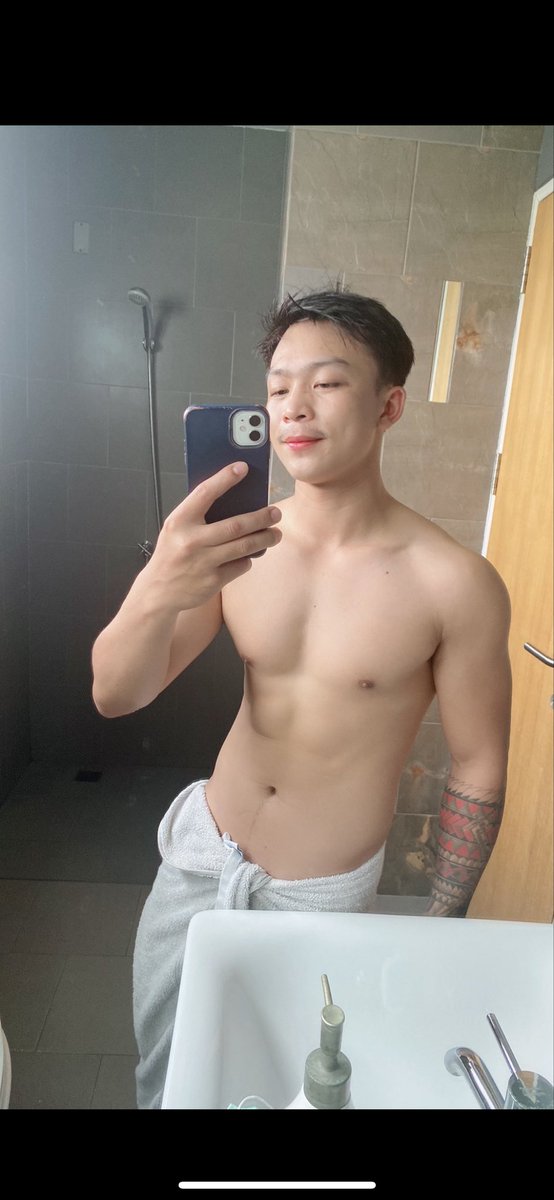 Jonathan tweet media