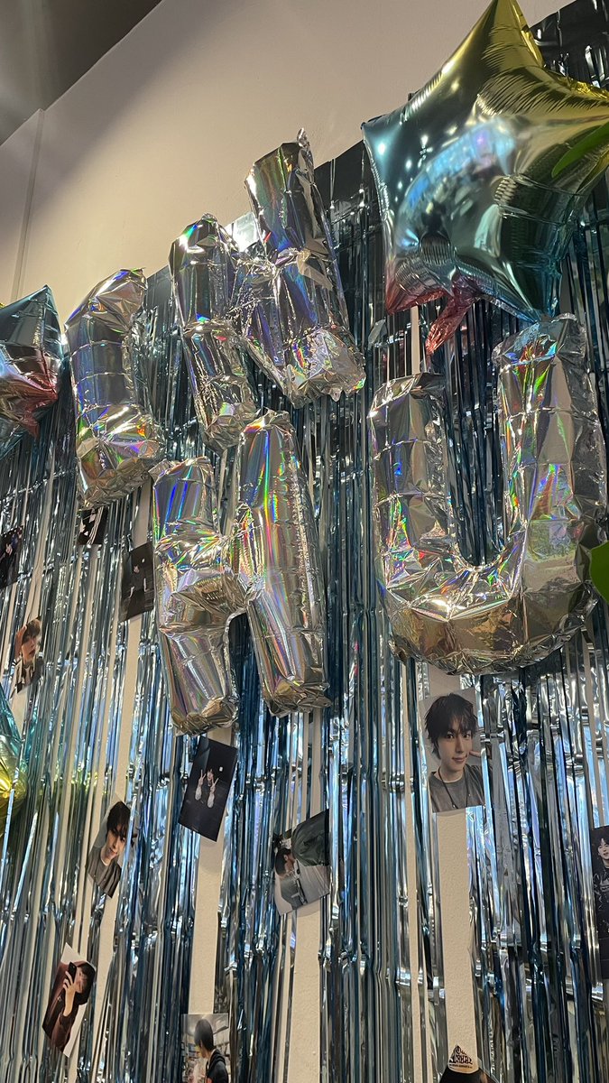tt0pang's tweet photo. 친구네 강아 생일 축하하러 왔어요😁
인후 생일 넘넘 축하합니다🫰🏻
몽이도 수고많아써요🫳🏻🫳🏻

#AfterTheRainINHU https://t.co/bgy0MwtQMu