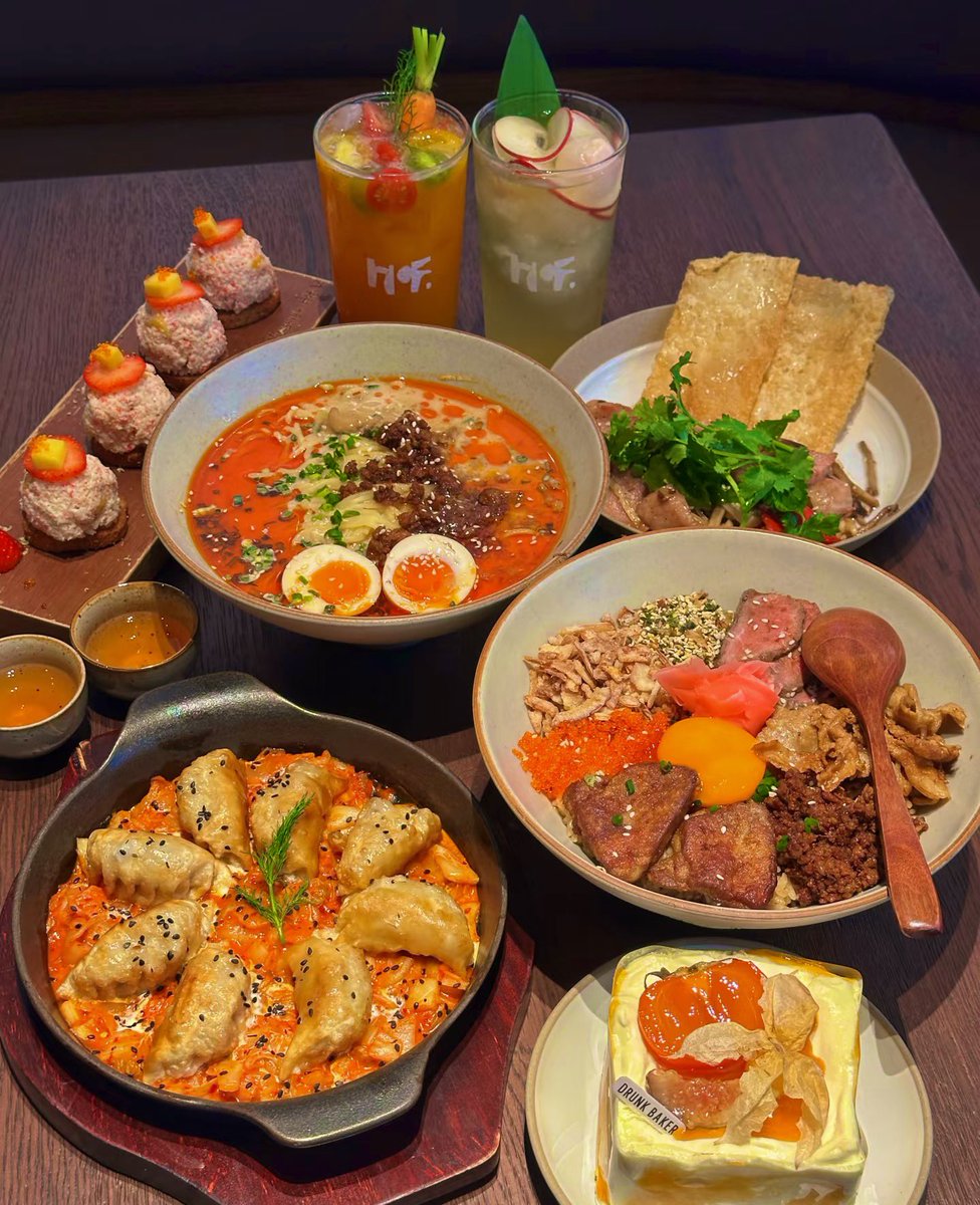 xck2024's tweet photo. 橙色系美食～偶尔要犒劳自己一下 https://t.co/6SO49v92fS