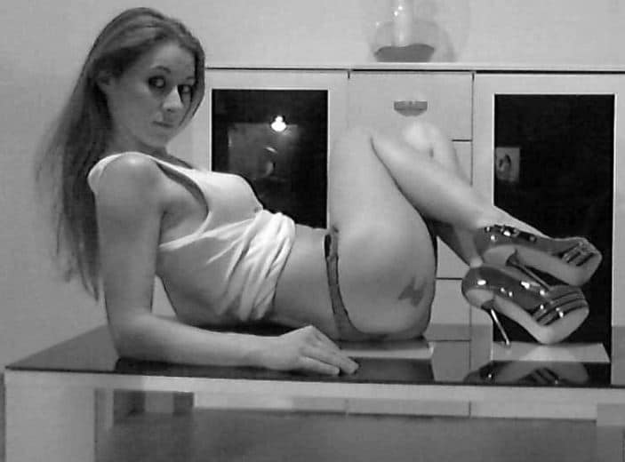 GeldherrinNET's tweet image. Dein Konto wird heute gemolken: Ich bin Lady Katinka Ich wusste schon immer was ich will und habe schon früh gelernt Jemanden wie DICH um den Finger zu wickeln, auszunutzen […] dlvr.it/TQVCmH