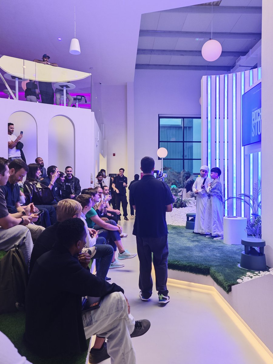 Crypto projects in Dubai are fun and getting ninch. Several projects are  related to Dubai real estate. Some are targeting specific demographics in  Dubai and some are connecting current real world industries.