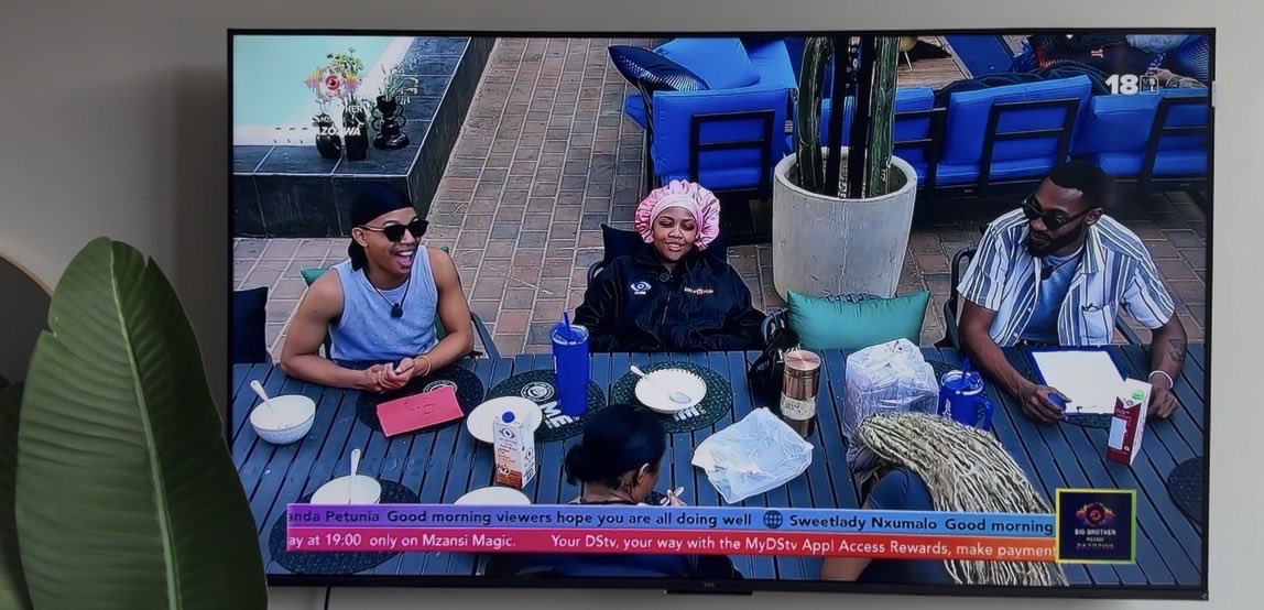 baxbaraa's tweet photo. Everyone loves hanging out with Mashél, there’s something about him that makes people feel safe ☁️✨ #BBMzansiS6 https://t.co/RNBgwdKz9B