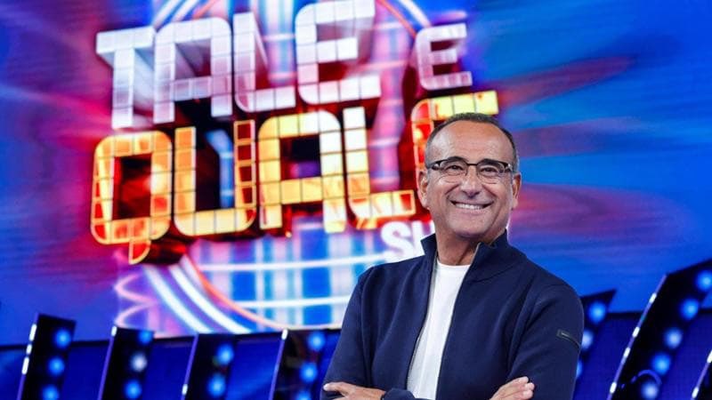Cinguetterai's tweet image. #TaleEQualeShow si prende una meritata pausa: Carlo ha deciso di far riposare la proficua trasmissione che va in onda dal 2012.

Al suo posto, in autunno, la versione classica di #TheVoice, condotta da Carlo, col vincitore che di diritto va a Sanremo oppure un nuovo format

(Hit)