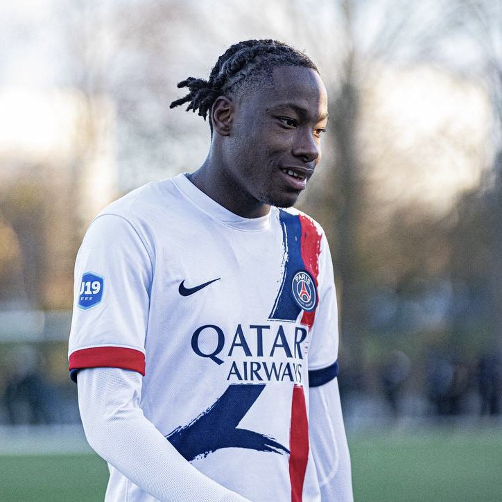 Joyeux anniversaire à Noham Kamara qui fête ses 19 ans et David Boly qui fête ses 17 ans !! ❤️💙

[📸 thomas.bst95]