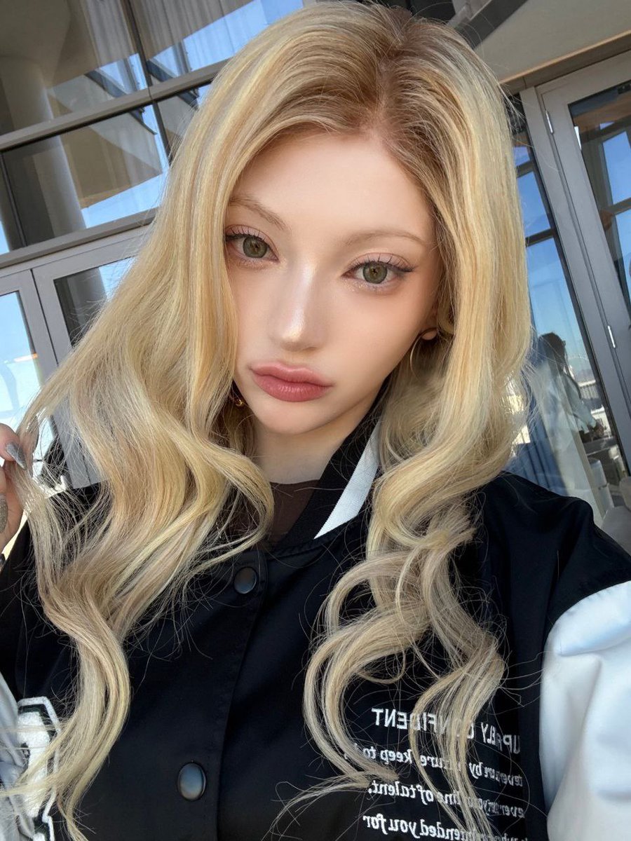 keyhellyves's tweet image. nova we missed u A LOT

#NOVA_SMTM12
#노바_SMTM12
#NOVA #노바
#XIN #엑신
#SMTM12 
#ShowMeTheMoney12