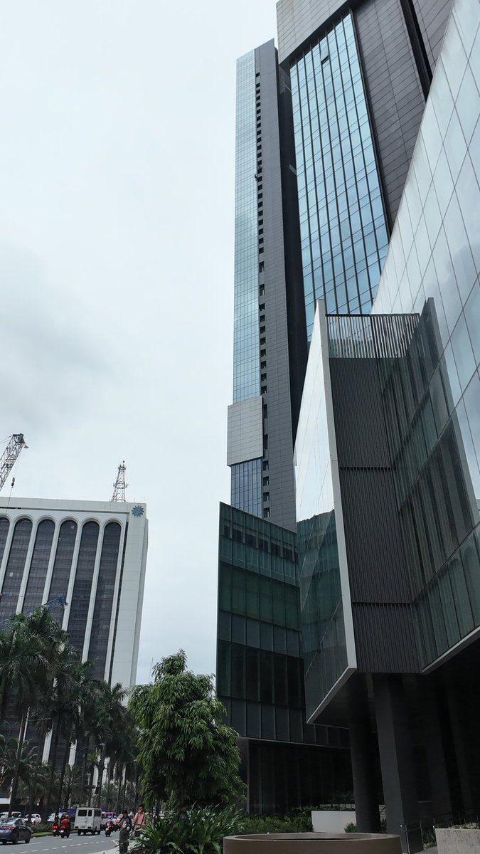 LensandLease's tweet image. A cinematic feel in every frame, made effortless with the 𝐃𝐉𝐈 𝐎𝐬𝐦𝐨 𝐏𝐨𝐜𝐤𝐞𝐭 𝟑 🌆

Rent now for as low as 400 per day!

✈️ For local &amp;amp; international trips
🎉 For personal events
📨Dm us for more info

#phonerental #cameraforrent #CameraForRentPH #djiosmopocket3