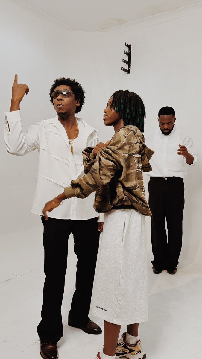 dwpacademyworld's tweet image. Sharing space with greatness 🦅 @R2beesNation @Paedeezy @mugeezxmugeez