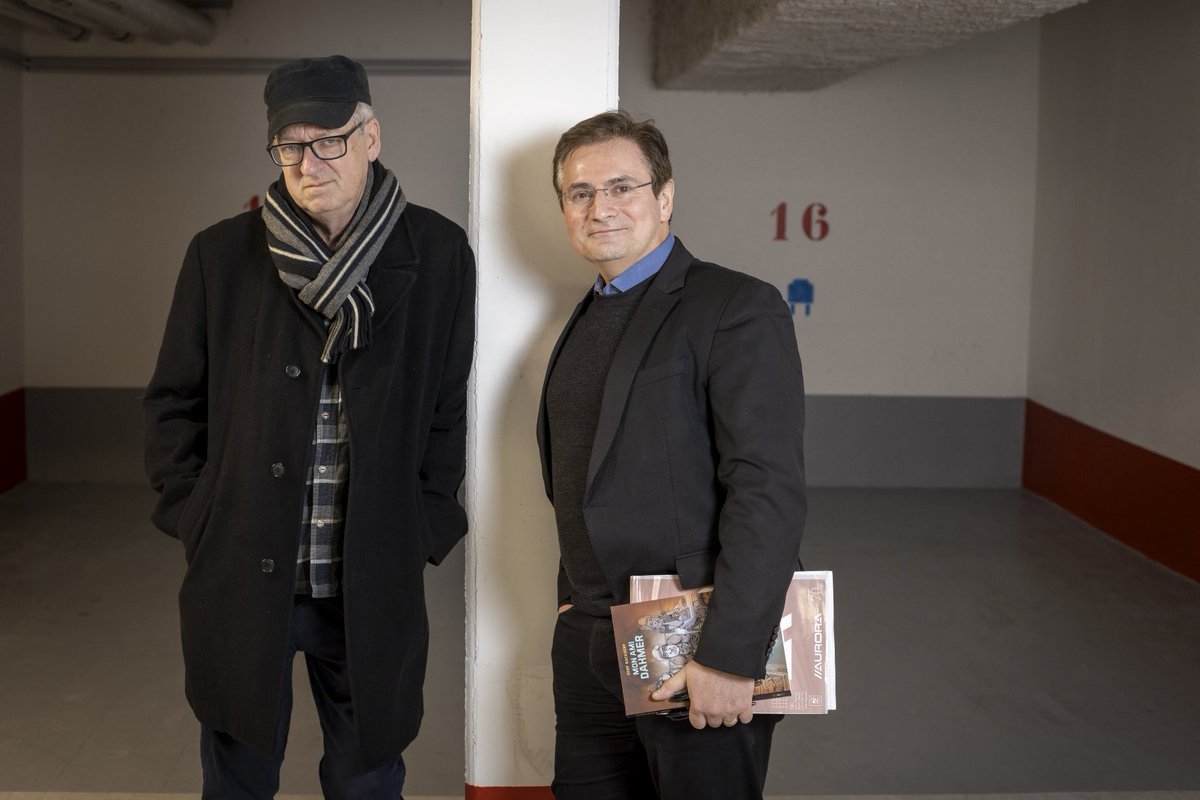 Delcroixx's tweet photo. Sur les traces du « cannibale de Milwaukee » en passant par la #BD
https://t.co/APRfZVsxX7 via @TVMAG #JeffreyDahmer #DerfBackderf https://t.co/6piFmLWgQt