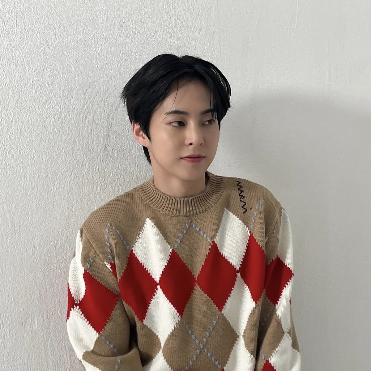 jazxiumins's tweet image. This is how you age in 36 years when you’re unproblematic (2)