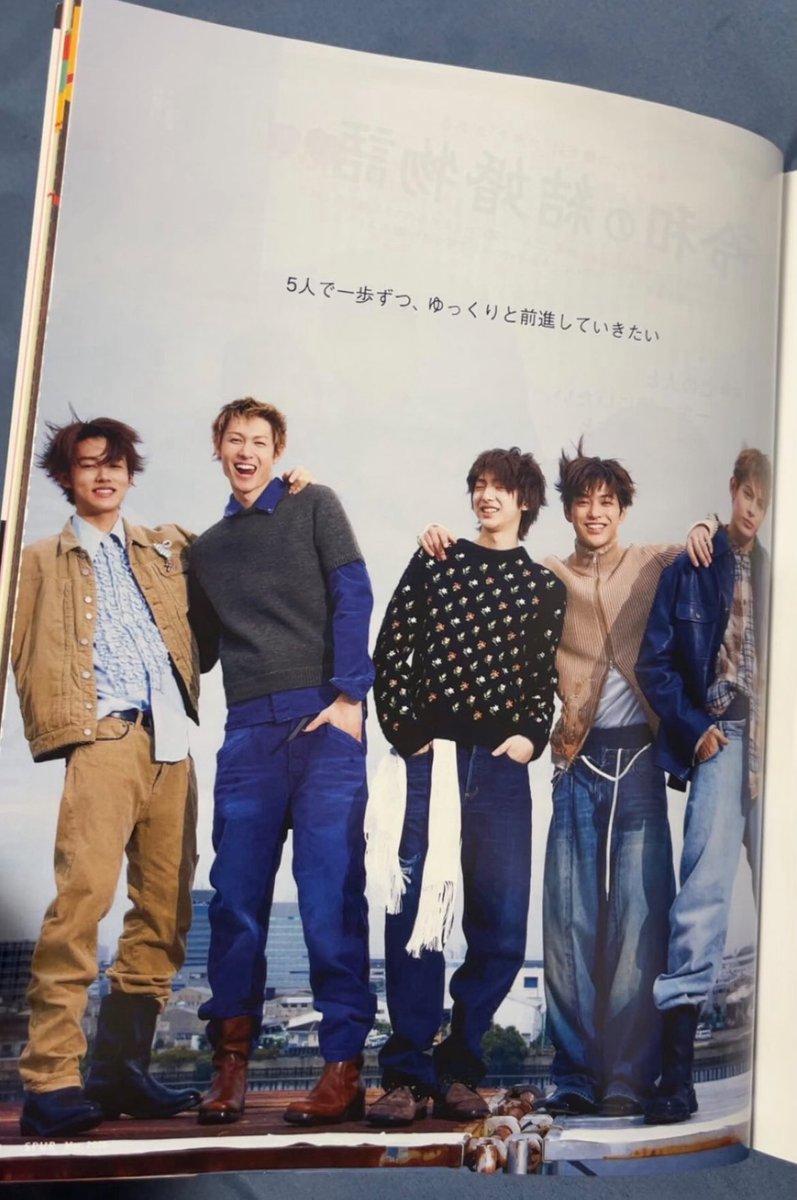 mrtinzip's tweet image. the cutest cortis pictures ever 😭