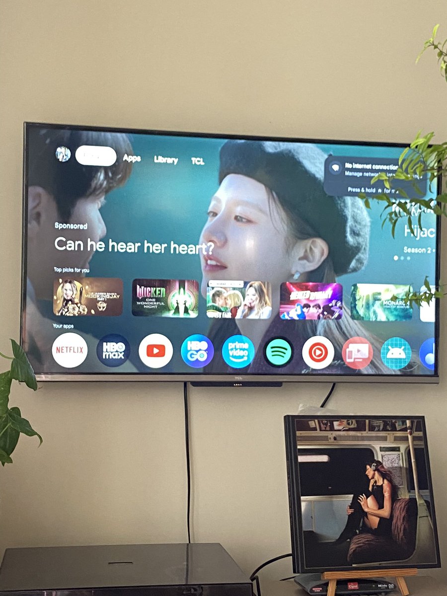 kimpaperdoll's tweet photo. just how much budget did netflix put into promoting ctlbt??? these connected tv ads are not cheap!! And they have YT ads too! https://t.co/RgK5ga2DDF