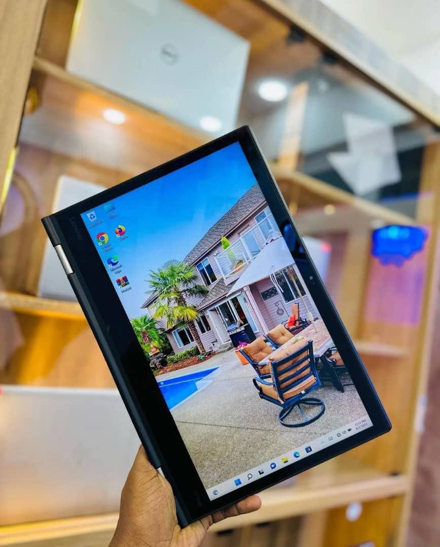 usedpointTz's tweet image. Lenovo 260 yoga 
Ram 8gb
256gb
Corei5 
6th gen 
600,000/=