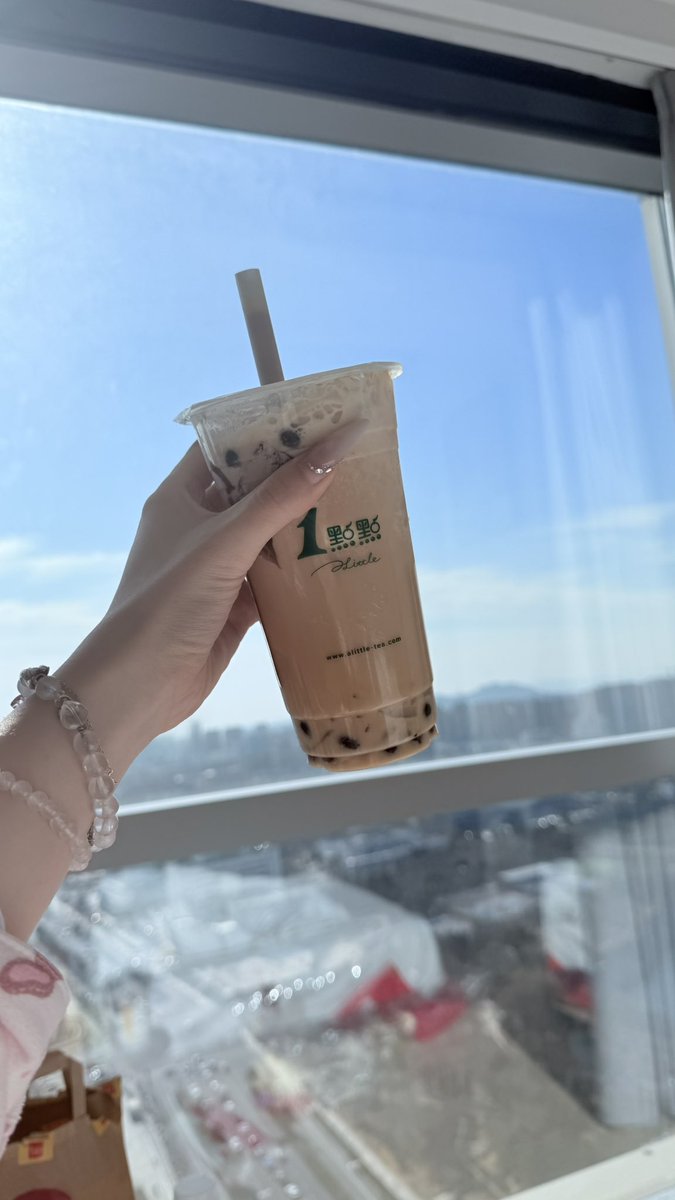 诋毁冰淇淋红茶的我将不会给你们好脸色