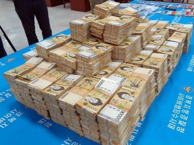 gimdong234's tweet image. 돈 들어오는 돈 짤 
rt하면 로또 당첨됨