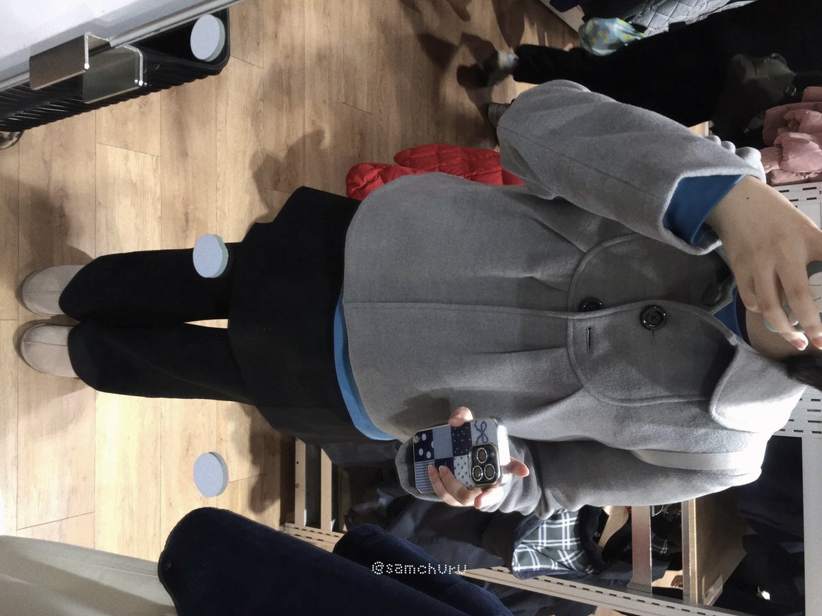 samchuru's tweet image. 동대문에 다녀왔고 로제트도 만들었어요 🩵