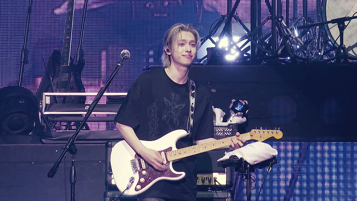 XH_official's tweet image. Lost and Found | Xdinary Heroes(엑스디너리 히어로즈) Concert &amp;lt;Beautiful Mind&amp;gt; World Tour FINALE in SEOUL

youtu.be/zN8h1G_cMPs

#XdinaryHeroes #엑스디너리히어로즈
#Beautiful_Mind_WorldTour
#Beautiful_Mind
#Lost_and_Found
#WE_ARE_ALL_HEROES